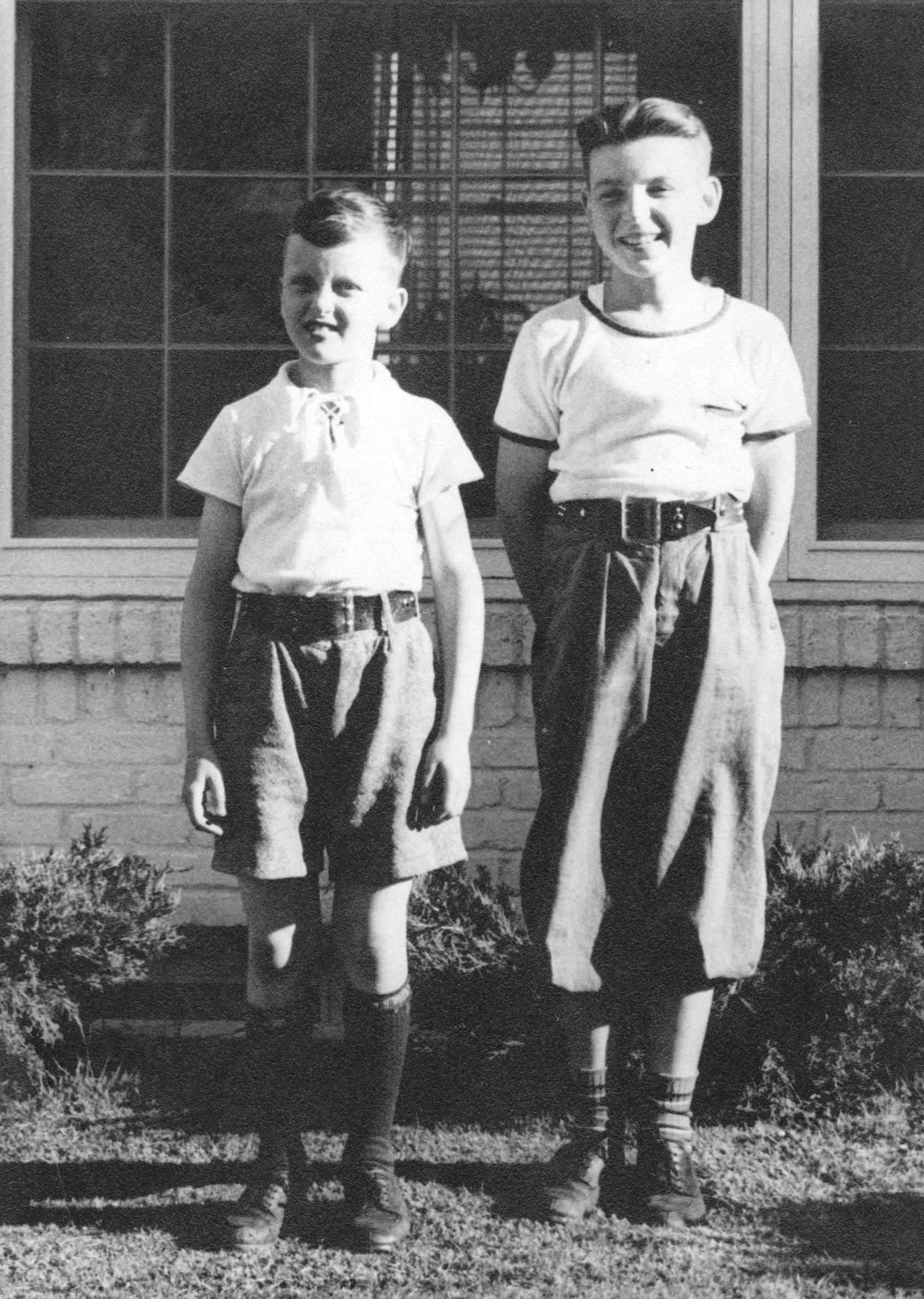 Jim and Bud Crawmer, at 3917 Paunack Avenue, ca. 1940