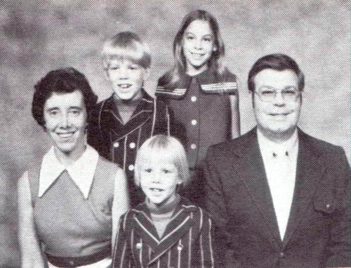 Thuesen family, 1975